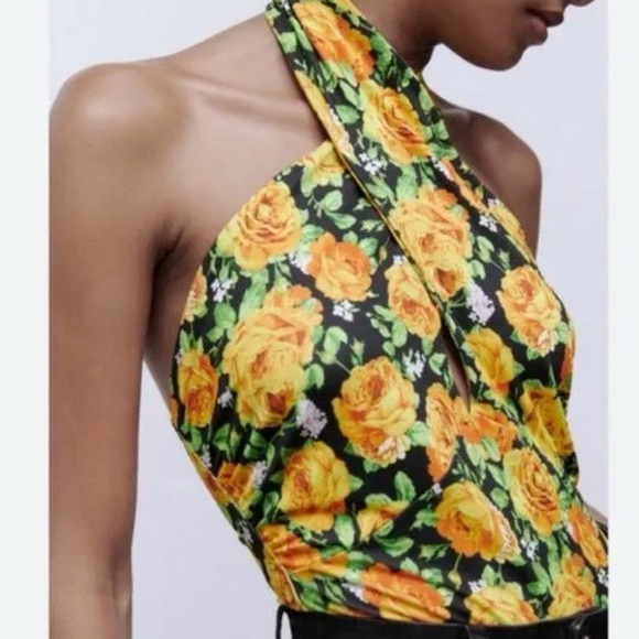 Zara Floral Top! Twist halter neck bodysuit! Perfect for spring and summer! - Picture 3 of 6